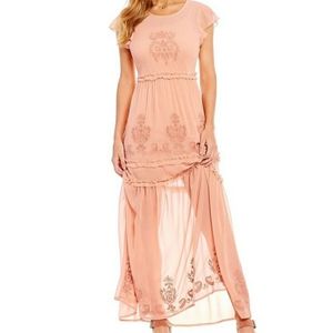 NEW Chelse & Violet maxi dress